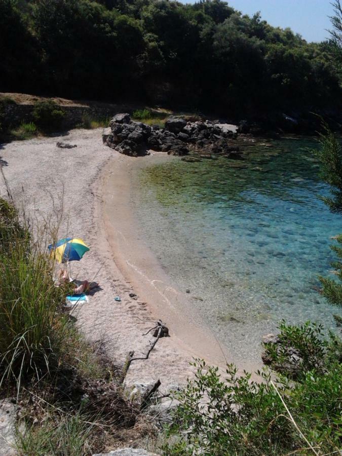 Sivota Apartments Parthenia Luaran gambar